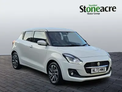 Używany Suzuki Swift SZ5 2023 Biały Hatchback