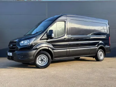 Begagnad Ford Transit S 130 HK (95 kW) 2021 Svart Van