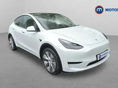 Begagnad Tesla Model Y RWD 219 kW (299 HK) 2024 Vit SUV