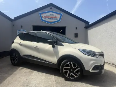 Used Renault Captur Dynamique 90 HP (66 kW) 2018 White SUV