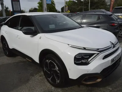 Used Citroën C4 PureTech 155 HP (114 kW) 2022 White Hatchback