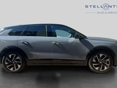 Used Vauxhall Grandland 154 kW (210 HP) 2025 Grey SUV
