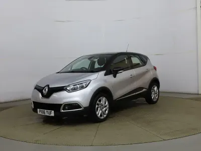 Used Renault Captur Dynamique 2016 Silver/black SUV