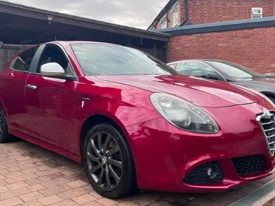Used Alfa Romeo Giulietta Veloce 2010 Red Hatchback