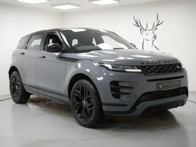 Begagnad Land Rover Range Rover evoque R-Dynamic 2022 Grå SUV