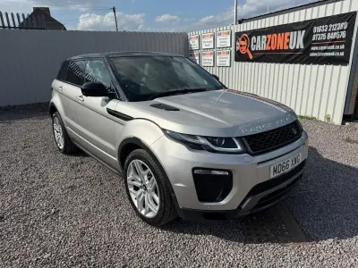 Używany Land Rover Range Rover evoque HSE Dynamic 180 KM (132 kW) 2017 Złoty SUV