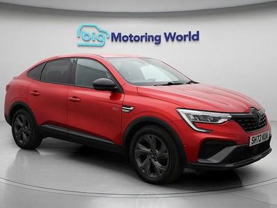 Begagnad Renault Arkana Engineered 145 HK (106 kW) 2023 Röd SUV