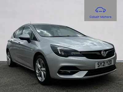 Używany Vauxhall Astra SRi 145 KM (106 kW) 2021 Srebrny Hatchback