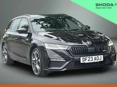Used Skoda Octavia vRS 196 HP (144 kW) 2023 Black Estate