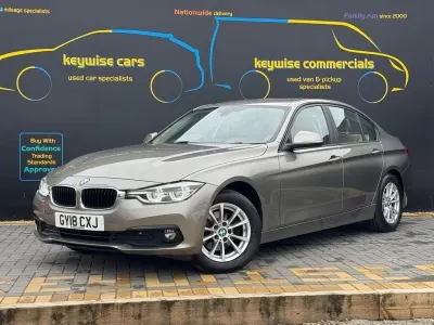 Usado BMW 320 Efficient Dynamics 2018 Plateado Berlina