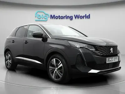 Used Peugeot 3008 Allure+ 130 HP (95 kW) 2023 Black SUV
