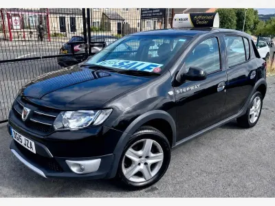Used Dacia Sandero Lauréate 90 HP (66 kW) 2015 Black Hatchback