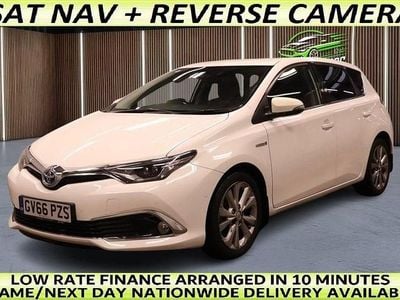 Used Toyota Auris Hybrid 136 HP (100 kW) 2017