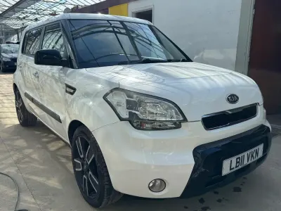Used Kia Soul 126 HP (92 kW) 2011 White SUV