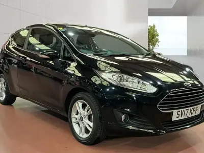 Używany Ford Fiesta Zetec 2017 Czarny Hatchback