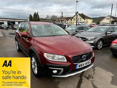 Used Volvo XC70 SE Lux 215 HP (158 kW) 2014 Red Estate