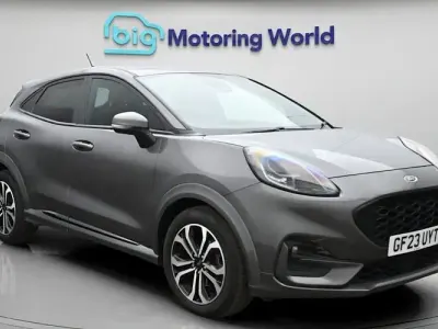 Usado Ford Puma ST-Line 125 HP (91 kW) 2023 Cinzento SUV