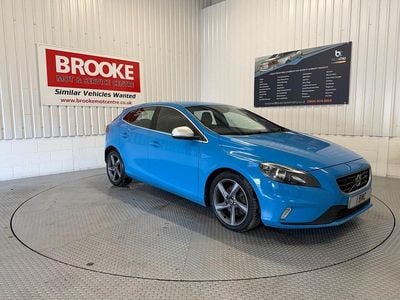 Used Volvo V40 R-Design 2015 Blue Hatchback