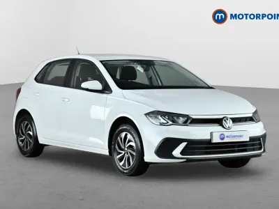 Begagnad VW Polo Life 2024 Vit Halvkombi