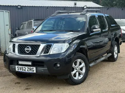 Used Nissan Navara Tekna 2012 Black Pickup
