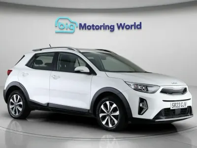 Gebraucht Kia Stonic 2023 Weiß SUV