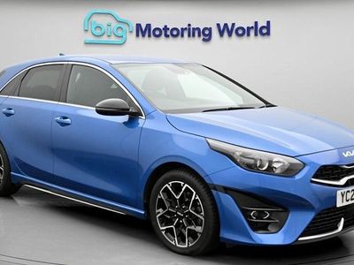 Usado Kia Ceed GT-Line 160 HP (117 kW) 2023 Azul Citadino