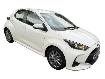 Used Toyota Yaris Hybrid 116 HP (85 kW) 2022 White Hatchback