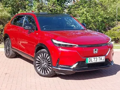 Używany Honda e:Ny1 Advance 150 kW (204 KM) 2023 Czerwony SUV