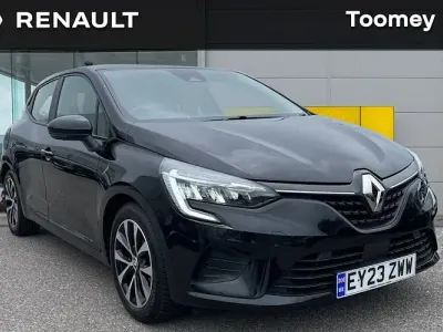 Gebraucht Renault Clio V Evolution 145 PS (106 kW) 2023 Schwarz Kleinwagen