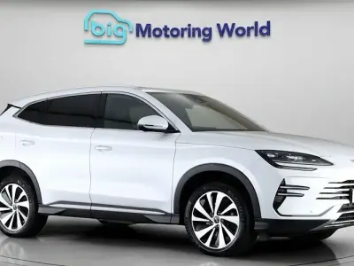Used BYD Seal U Comfort 324 HP (238 kW) 2025 White SUV