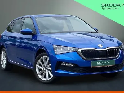 Begagnad Skoda 110 R SE L 81 HK (59 kW) 2021 Blå Kombi
