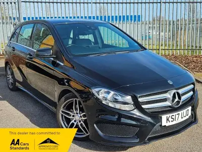 Usado Mercedes B200 Executive 136 HP (100 kW) 2017 Preto Monovolume