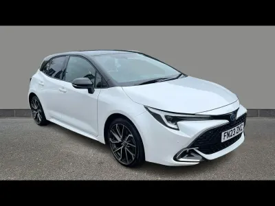 Usado Toyota Corolla 2023 Blanco Utilitario