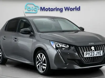 Used Peugeot 208 Allure+ 102 HP (75 kW) 2023 Grey Hatchback