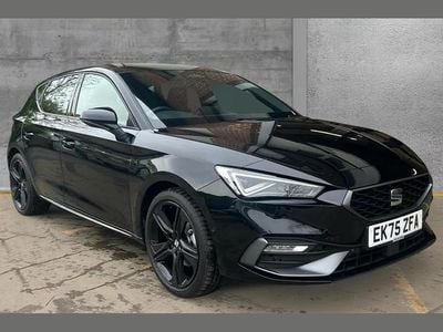 Begagnad Seat Leon Black Edition 147 HK (108 kW) 2026 Svart Halvkombi