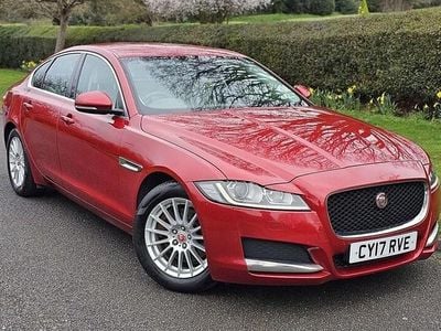 Used Jaguar XF Prestige 163 HP (119 kW) 2017 Red Sedan