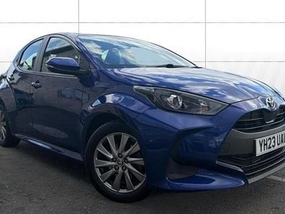 Used Toyota Yaris Hybrid 116 HP (85 kW) 2023 Blue Hatchback