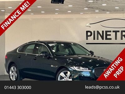 Used Jaguar XF Portfolio 180 HP (132 kW) 2017 Green Sedan