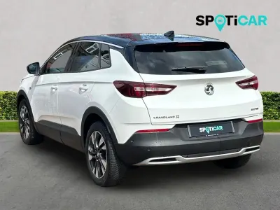 Used Vauxhall Grandland X S 128 HP (94 kW) 2020 White SUV