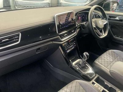 Used VW T-Roc R-line 150 HP (110 kW) 2023 Black SUV