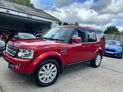 Used Land Rover Discovery 4 SE 2015 Red SUV