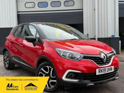 Używany Renault Captur Iconic 90 KM (66 kW) 2019 Czerwony SUV