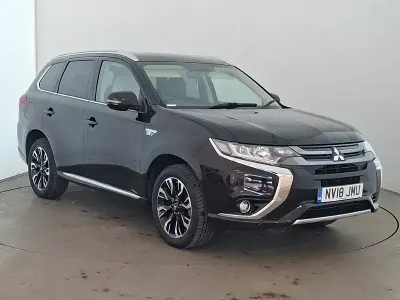 Used Mitsubishi Outlander P-HEV 200 HP (147 kW) 2018 Black SUV
