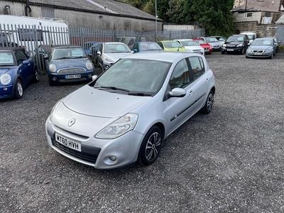 Silver Used 2010 Renault Clio II Expression Hatchback | £1,495 (Fair price)