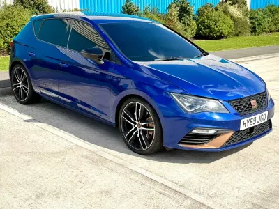 Used Seat Leon CUPRA 360 HP (264 kW) 2019 Blue Hatchback