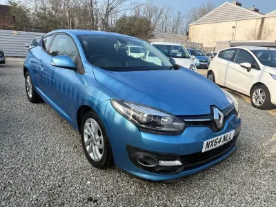 Usado Renault Mégane Coupé Dynamique 110 HP (80 kW) 2014 Azul Coupé