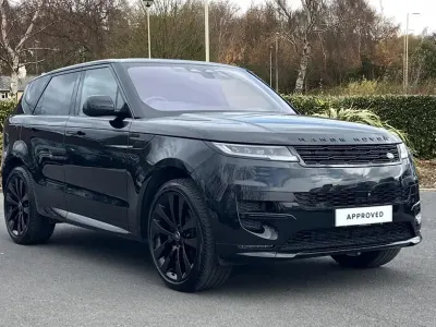 Käytetty Land Rover Range Rover Sport First Edition 344 HP (253 kW) 2023 Musta Katumaasturi