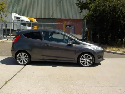 Used Ford Fiesta Zetec 140 HP (102 kW) 2016 Grey Hatchback