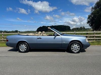 Used Mercedes E320 1993 Blue Cabriolet