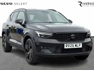 Used Volvo XC40 Ultra 163 HP (119 kW) 2025 Onyx black SUV
